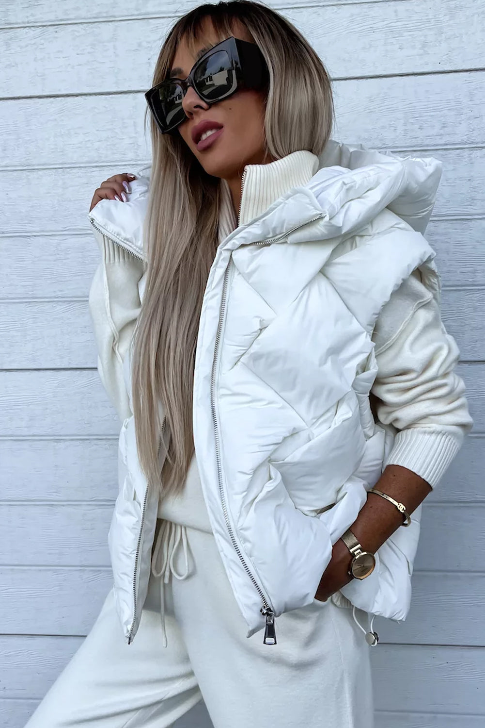 White Quilted Zipper Front Thermal Hooded Vest Coat