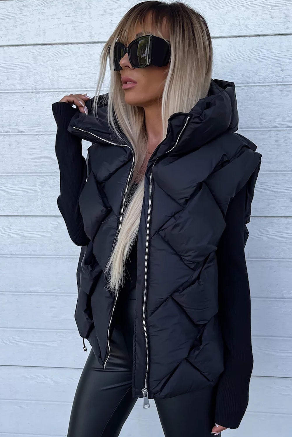White Quilted Zipper Front Thermal Hooded Vest Coat
